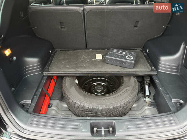 Чорний Хендай іх35, об'ємом двигуна 2 л та пробігом 177 тис. км за 14650 $, фото 60 на Automoto.ua