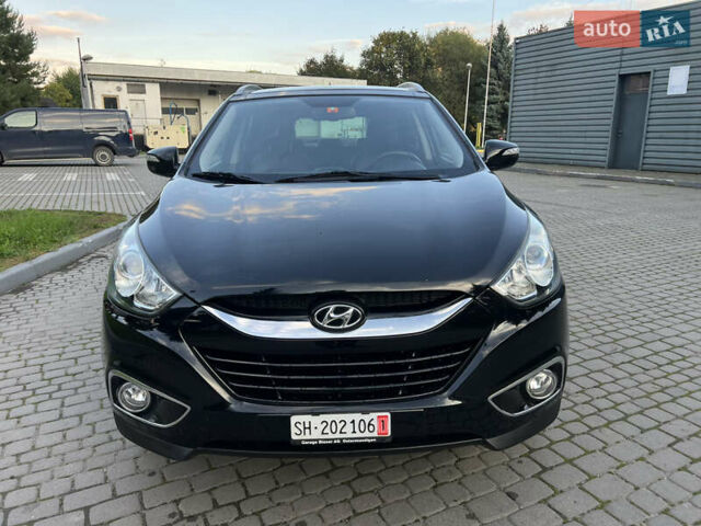 Черный Хендай их35, объемом двигателя 2 л и пробегом 175 тыс. км за 13900 $, фото 19 на Automoto.ua