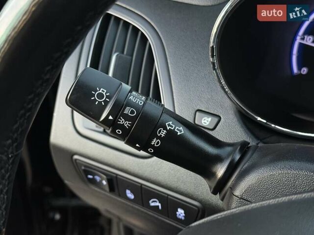 Черный Хендай их35, объемом двигателя 2 л и пробегом 182 тыс. км за 14650 $, фото 74 на Automoto.ua