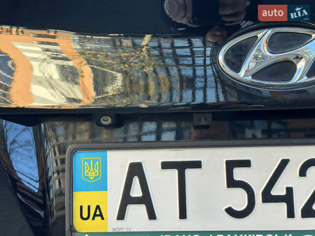 Черный Хендай их35, объемом двигателя 2 л и пробегом 96 тыс. км за 11950 $, фото 22 на Automoto.ua