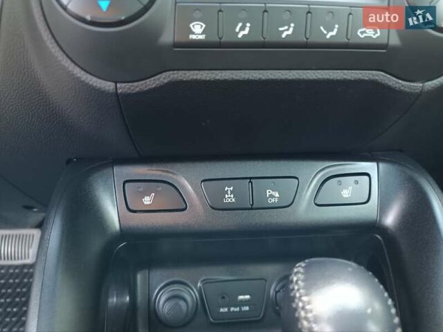 Хендай их35 2014 в Луцке на Automoto.ua Черный Хендай их35, объемом двигателя 2 л и пробегом 208 тыс. км за 15350 $, фото 73 на Automoto.ua