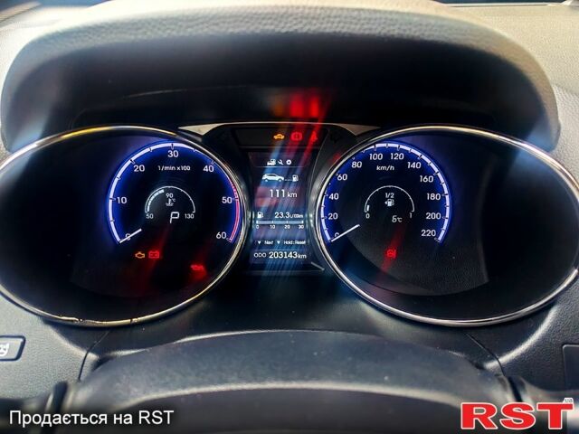 Хендай их35 2014 в Бердичеве на Automoto.ua Черный Хендай их35, объемом двигателя 2 л и пробегом 203 тыс. км за 13850 $, фото 1 на Automoto.ua