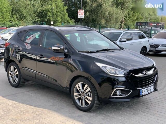 Черный Хендай их35, объемом двигателя 2 л и пробегом 214 тыс. км за 14999 $, фото 6 на Automoto.ua