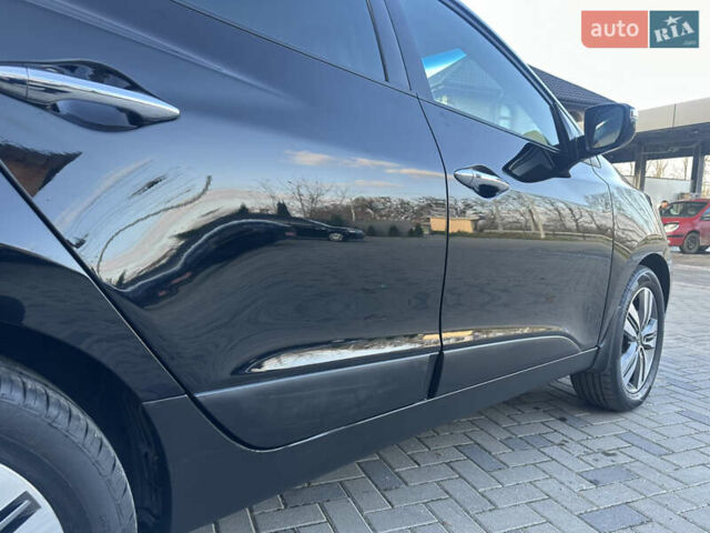 Чорний Хендай іх35, об'ємом двигуна 2 л та пробігом 230 тис. км за 13400 $, фото 20 на Automoto.ua