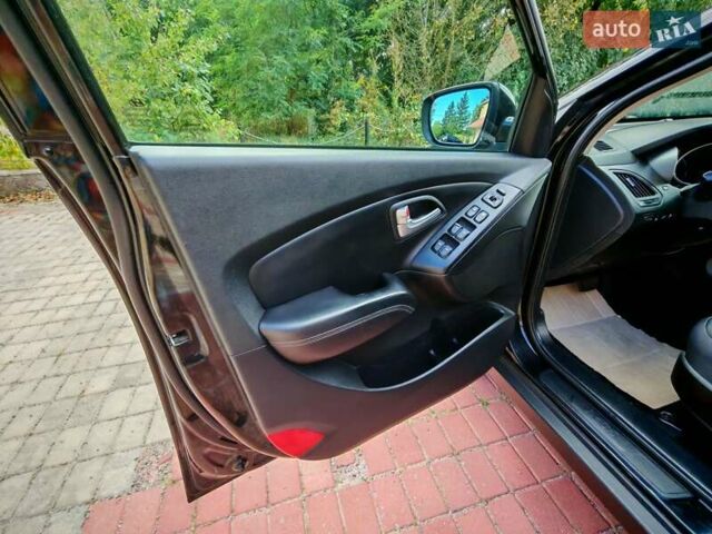 Хендай их35 2014 в Бердичеве на Automoto.ua Черный Хендай их35, объемом двигателя 2 л и пробегом 203 тыс. км за 13850 $, фото 27 на Automoto.ua