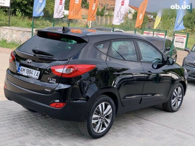 Черный Хендай их35, объемом двигателя 2 л и пробегом 214 тыс. км за 14999 $, фото 16 на Automoto.ua