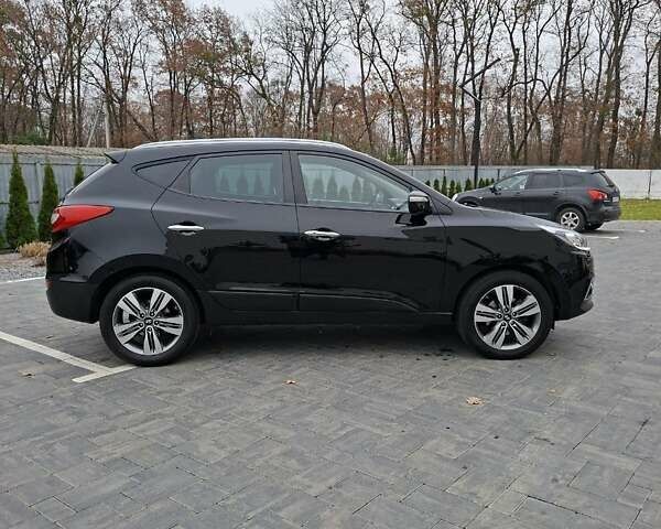 Черный Хендай их35, объемом двигателя 2 л и пробегом 237 тыс. км за 15600 $, фото 7 на Automoto.ua