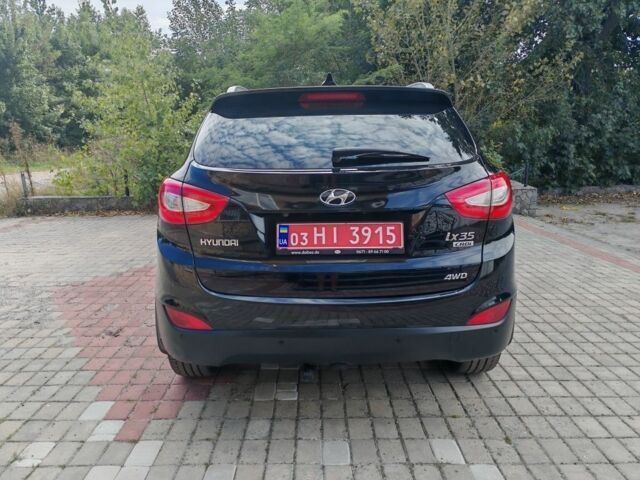 Черный Хендай их35, объемом двигателя 2 л и пробегом 203 тыс. км за 13900 $, фото 5 на Automoto.ua