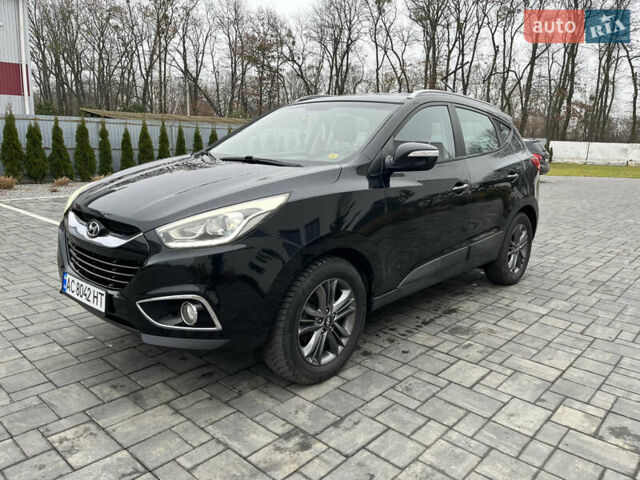 Черный Хендай их35, объемом двигателя 1.69 л и пробегом 167 тыс. км за 13200 $, фото 1 на Automoto.ua