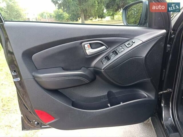 Хендай их35 2014 в Луцке на Automoto.ua Черный Хендай их35, объемом двигателя 2 л и пробегом 208 тыс. км за 15350 $, фото 43 на Automoto.ua
