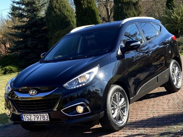 Черный Хендай их35, объемом двигателя 1.7 л и пробегом 189 тыс. км за 8900 $, фото 10 на Automoto.ua