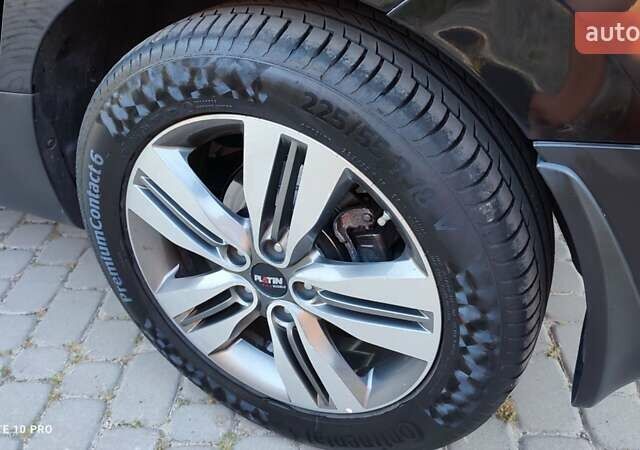 Чорний Хендай іх35, об'ємом двигуна 2 л та пробігом 203 тис. км за 13750 $, фото 21 на Automoto.ua