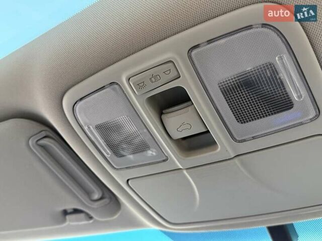 Черный Хендай их35, объемом двигателя 2 л и пробегом 182 тыс. км за 14650 $, фото 55 на Automoto.ua