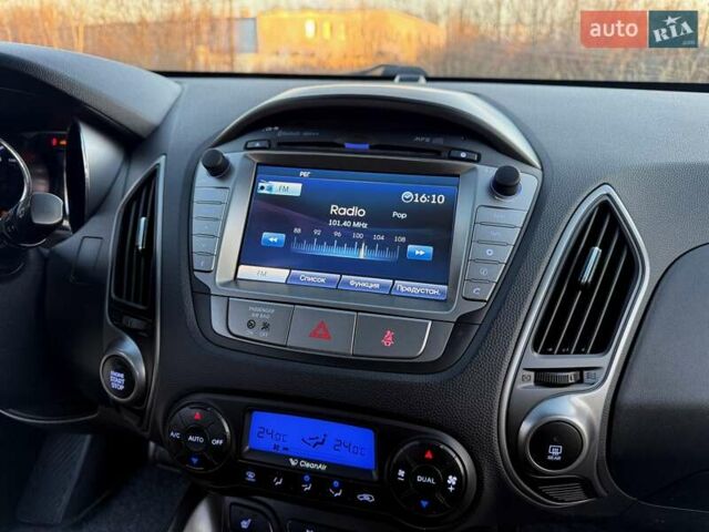 Черный Хендай их35, объемом двигателя 2 л и пробегом 182 тыс. км за 14650 $, фото 51 на Automoto.ua