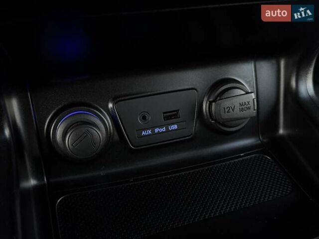 Черный Хендай их35, объемом двигателя 2 л и пробегом 182 тыс. км за 14650 $, фото 81 на Automoto.ua