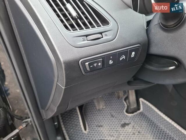 Хендай их35 2014 в Киеве на Automoto.ua Черный Хендай их35, объемом двигателя 1.7 л и пробегом 210 тыс. км за 13300 $, фото 22 на Automoto.ua