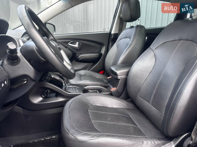 Черный Хендай их35, объемом двигателя 2 л и пробегом 208 тыс. км за 15350 $, фото 25 на Automoto.ua