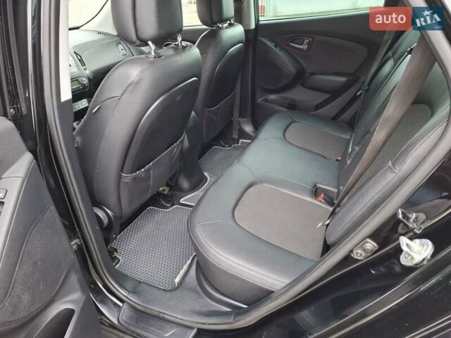 Хендай их35 2014 в Киеве на Automoto.ua Черный Хендай их35, объемом двигателя 1.7 л и пробегом 210 тыс. км за 13300 $, фото 23 на Automoto.ua