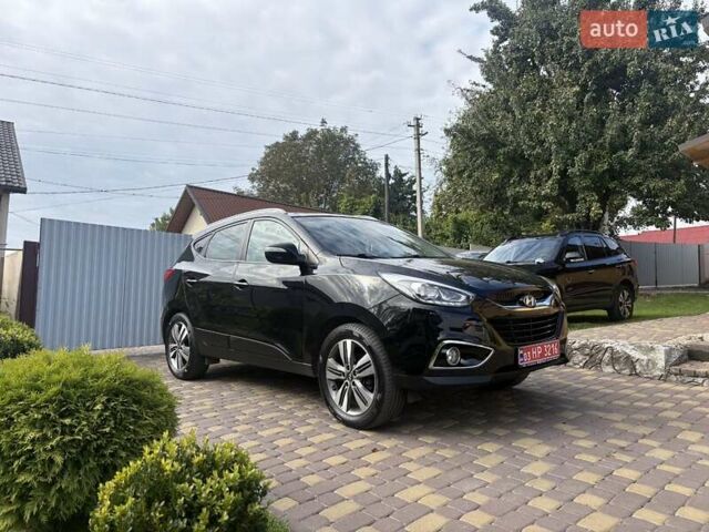 Черный Хендай их35, объемом двигателя 2 л и пробегом 227 тыс. км за 14200 $, фото 5 на Automoto.ua