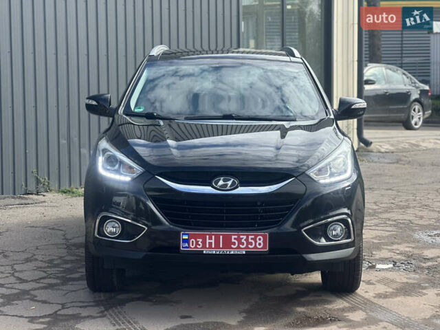 Черный Хендай их35, объемом двигателя 2 л и пробегом 208 тыс. км за 15350 $, фото 8 на Automoto.ua
