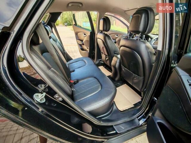 Хендай их35 2014 в Бердичеве на Automoto.ua Черный Хендай их35, объемом двигателя 2 л и пробегом 203 тыс. км за 13850 $, фото 19 на Automoto.ua