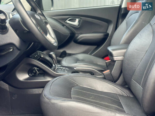 Черный Хендай их35, объемом двигателя 2 л и пробегом 208 тыс. км за 15350 $, фото 29 на Automoto.ua