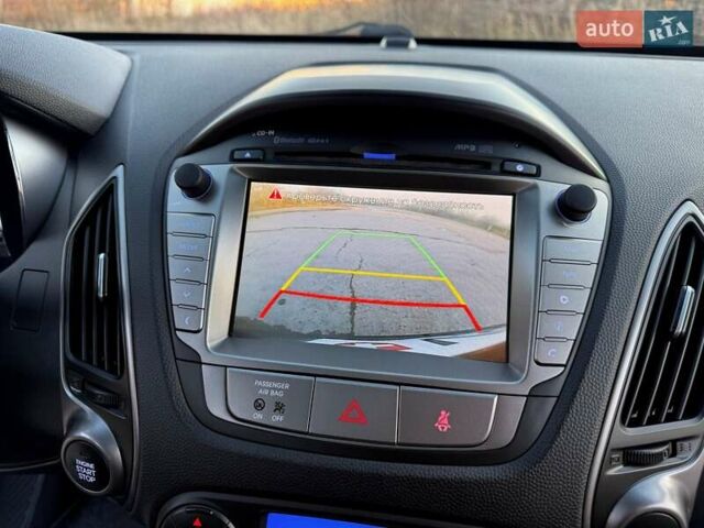 Черный Хендай их35, объемом двигателя 2 л и пробегом 182 тыс. км за 14650 $, фото 52 на Automoto.ua