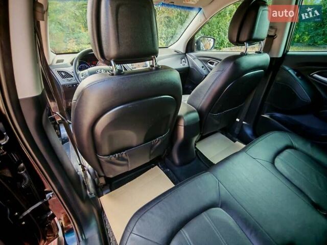 Хендай их35 2014 в Бердичеве на Automoto.ua Черный Хендай их35, объемом двигателя 2 л и пробегом 203 тыс. км за 13850 $, фото 11 на Automoto.ua