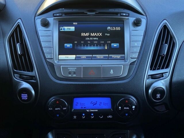 Черный Хендай их35, объемом двигателя 1.7 л и пробегом 189 тыс. км за 8900 $, фото 23 на Automoto.ua