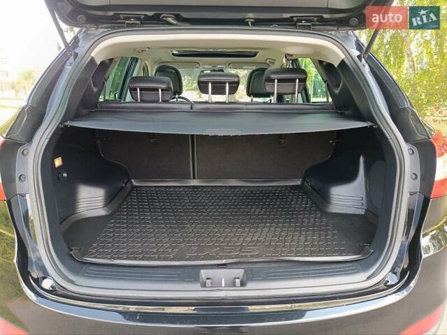 Хендай их35 2014 в Луцке на Automoto.ua Черный Хендай их35, объемом двигателя 2 л и пробегом 208 тыс. км за 15350 $, фото 62 на Automoto.ua