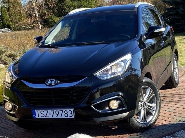 Черный Хендай их35, объемом двигателя 1.7 л и пробегом 189 тыс. км за 8900 $, фото 7 на Automoto.ua