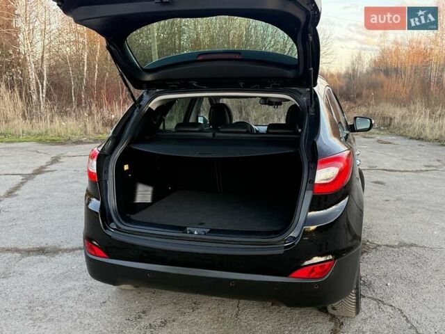 Черный Хендай их35, объемом двигателя 2 л и пробегом 182 тыс. км за 14650 $, фото 57 на Automoto.ua