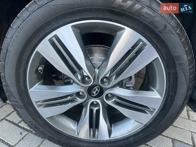 Чорний Хендай іх35, об'ємом двигуна 2 л та пробігом 230 тис. км за 13400 $, фото 22 на Automoto.ua