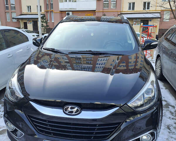 Черный Хендай их35, объемом двигателя 2 л и пробегом 173 тыс. км за 16500 $, фото 12 на Automoto.ua