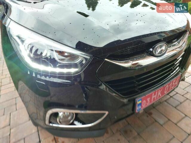 Черный Хендай их35, объемом двигателя 2 л и пробегом 152 тыс. км за 14950 $, фото 14 на Automoto.ua