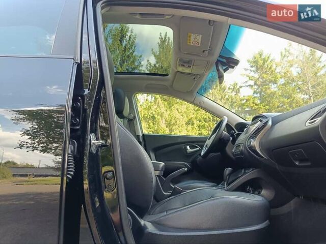 Черный Хендай их35, объемом двигателя 2 л и пробегом 207 тыс. км за 15750 $, фото 78 на Automoto.ua