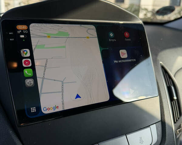 Черный Хендай их35, объемом двигателя 2 л и пробегом 179 тыс. км за 16500 $, фото 12 на Automoto.ua
