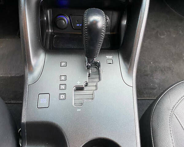 Чорний Хендай іх35, об'ємом двигуна 2 л та пробігом 160 тис. км за 15599 $, фото 64 на Automoto.ua