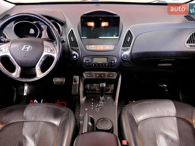 Черный Хендай их35, объемом двигателя 2 л и пробегом 182 тыс. км за 15500 $, фото 42 на Automoto.ua