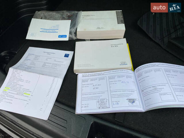 Чорний Хендай іх35, об'ємом двигуна 2 л та пробігом 160 тис. км за 15599 $, фото 99 на Automoto.ua