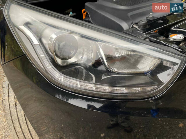 Чорний Хендай іх35, об'ємом двигуна 2 л та пробігом 160 тис. км за 15599 $, фото 104 на Automoto.ua