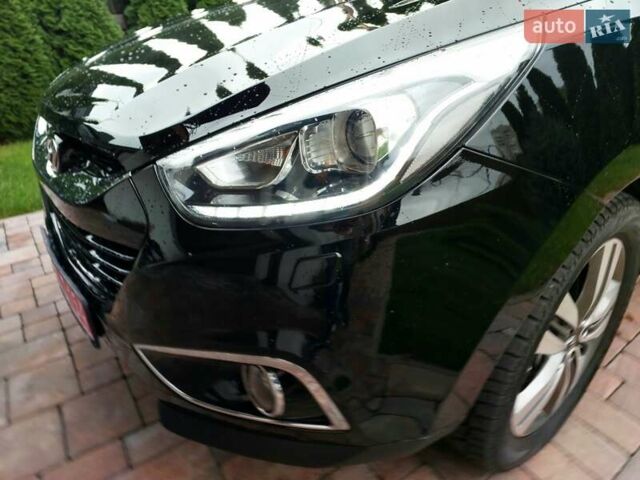 Черный Хендай их35, объемом двигателя 2 л и пробегом 152 тыс. км за 14950 $, фото 18 на Automoto.ua