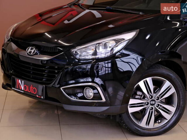 Черный Хендай их35, объемом двигателя 2 л и пробегом 182 тыс. км за 15500 $, фото 11 на Automoto.ua