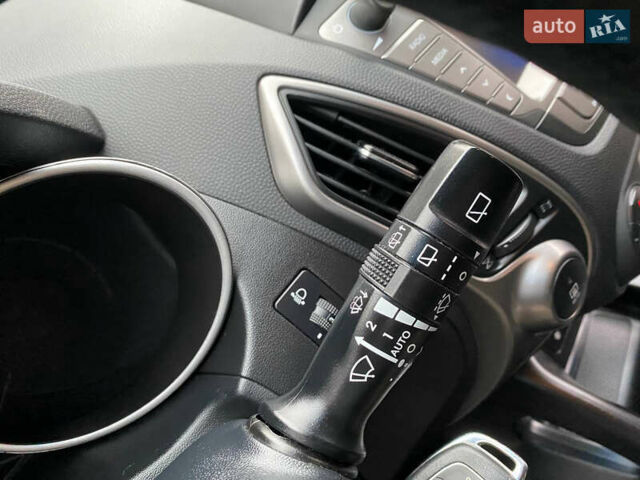 Чорний Хендай іх35, об'ємом двигуна 2 л та пробігом 160 тис. км за 15599 $, фото 68 на Automoto.ua