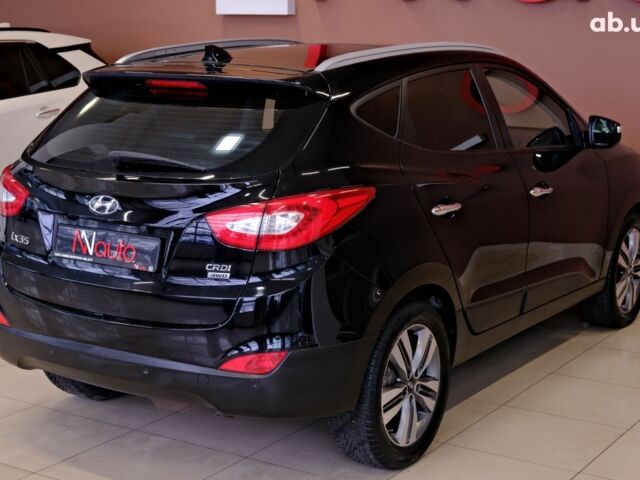 Чорний Хендай іх35, об'ємом двигуна 2 л та пробігом 182 тис. км за 15500 $, фото 4 на Automoto.ua