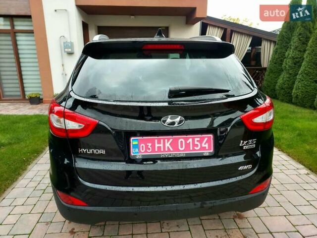 Черный Хендай их35, объемом двигателя 2 л и пробегом 152 тыс. км за 14950 $, фото 9 на Automoto.ua