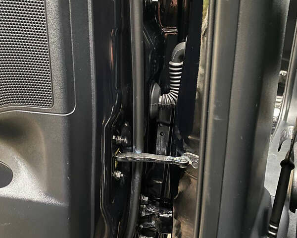 Чорний Хендай іх35, об'ємом двигуна 2 л та пробігом 160 тис. км за 15599 $, фото 76 на Automoto.ua