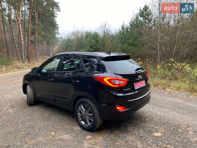 Чорний Хендай іх35, об'ємом двигуна 2 л та пробігом 160 тис. км за 15599 $, фото 8 на Automoto.ua