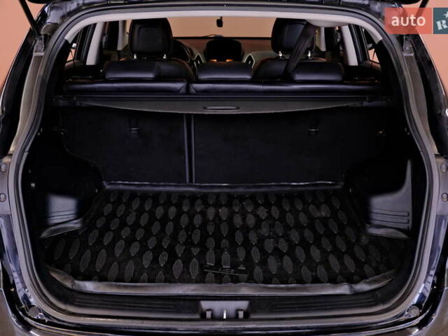 Черный Хендай их35, объемом двигателя 2 л и пробегом 182 тыс. км за 15500 $, фото 44 на Automoto.ua