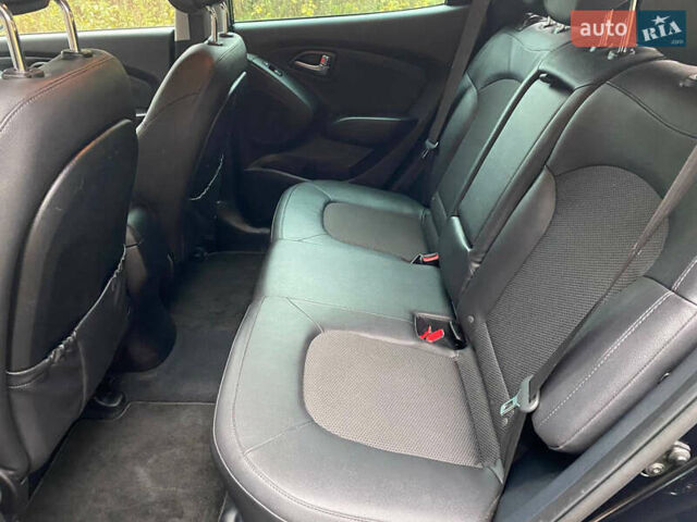 Чорний Хендай іх35, об'ємом двигуна 2 л та пробігом 160 тис. км за 15599 $, фото 54 на Automoto.ua